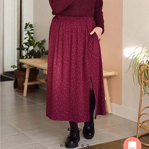 Burgundy midi skirt 2XL